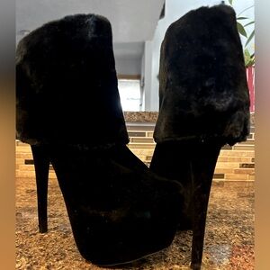 Stiletto boots